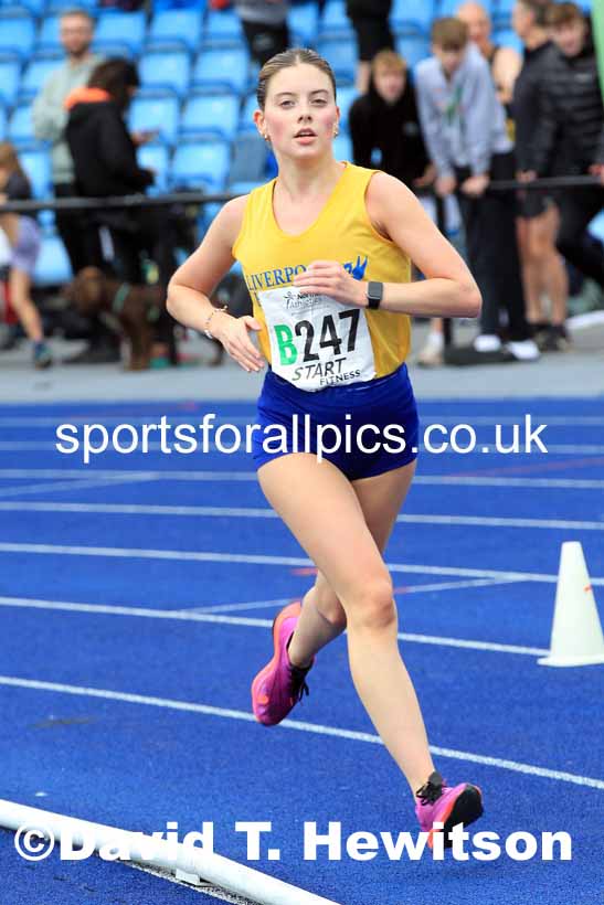 Senior womens 4 Stage Relay, 2022 Northern Road Relays, SportsCity, Manchester. Photo: David T. Hewitson/Sports for All Pics